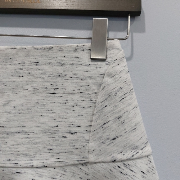 Wilfred Terrasse Skirt Heather White - Picture 2 of 7